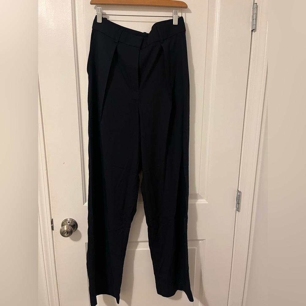 Lululemon pleated dress pants